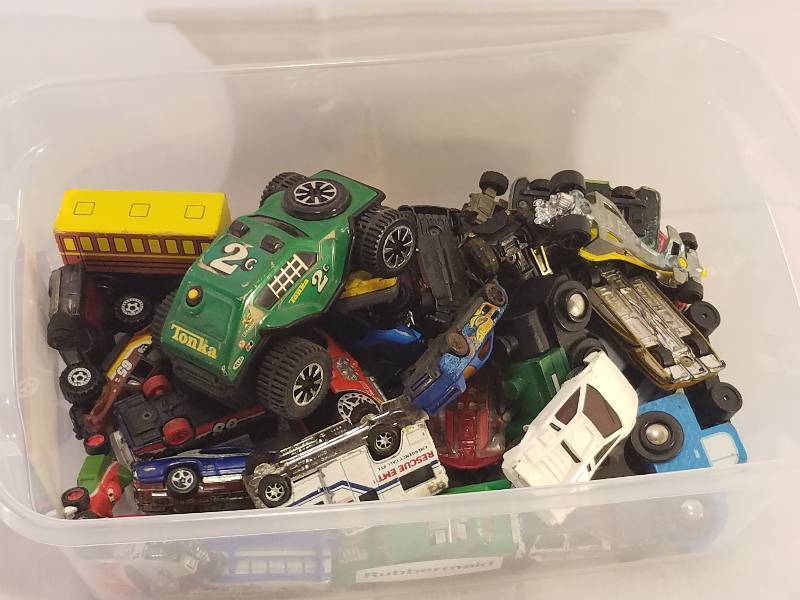 OLD COLLECTIBLE HOT WHEELS AND MORE INCLUDING SOME REDLINES