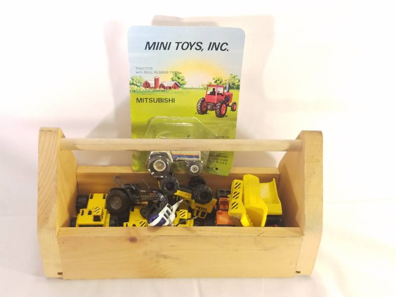 TOY TRUCKS & CARRIER