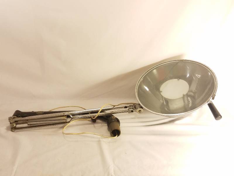 VINTAGE PELTON E&O LIGHT