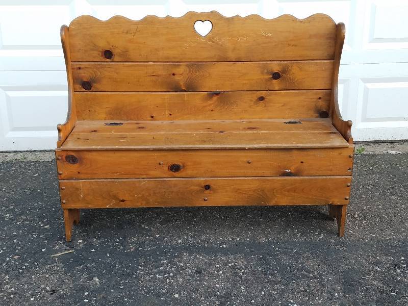 WOOD BENCH WITH STORAGE