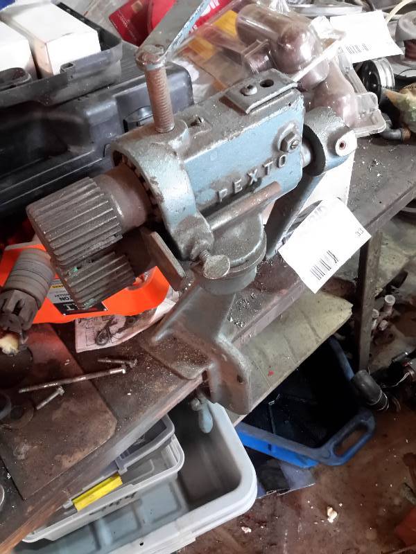 lot 33 image: Pexto BendingCrimping Table Machine