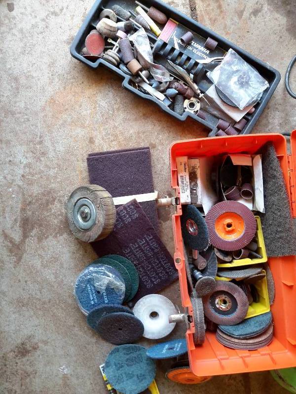 lot 83 image: Lot of Sandpaper, Some Fit to Angle Grinders