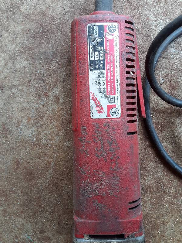 lot 90 image: Milwaukee 2 Die Grinder