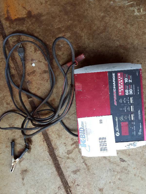 lot 89 image: Schumacher Speed Charger