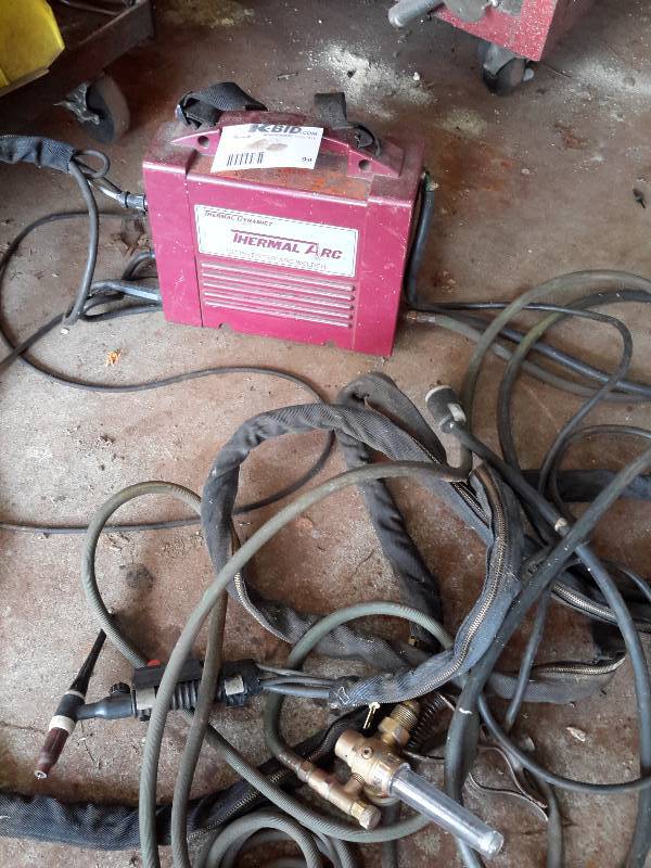 lot 99 image: Thermal Arc DC Inverter Arc Welder with Cords