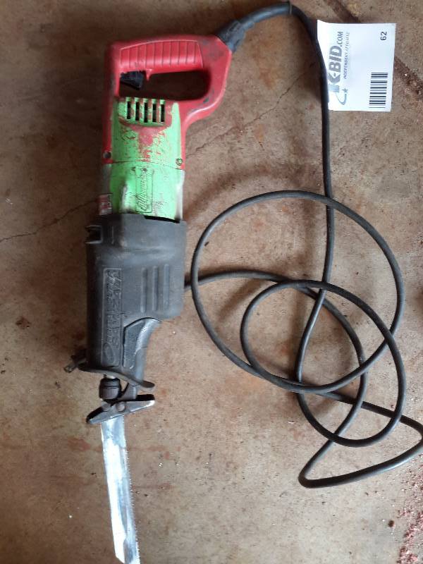 lot 62 image: Milwaukee Heavy Duty Sawzall