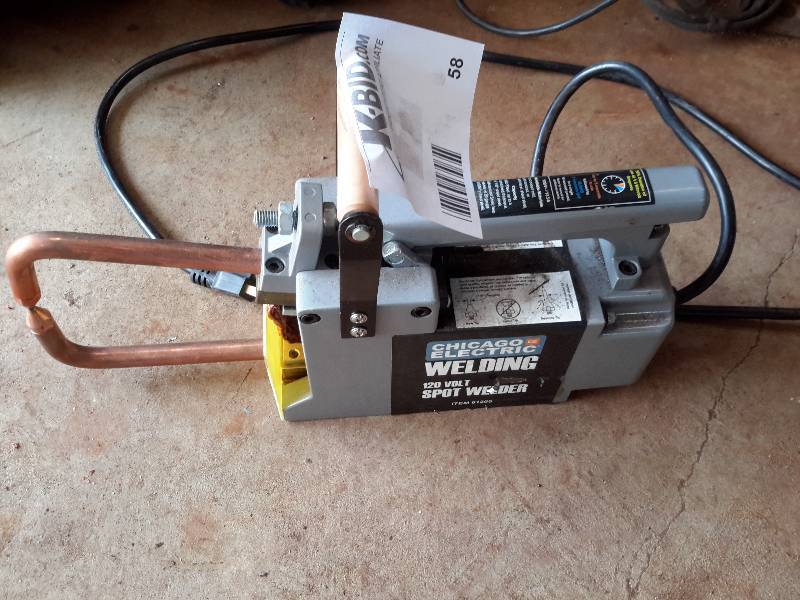 lot 58 image: Chicago Electric Spot Welder