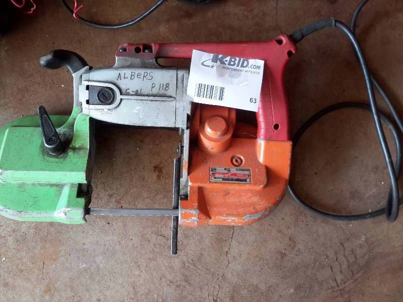 lot 63 image: Milwaukee Heavy Duty Bandsaw