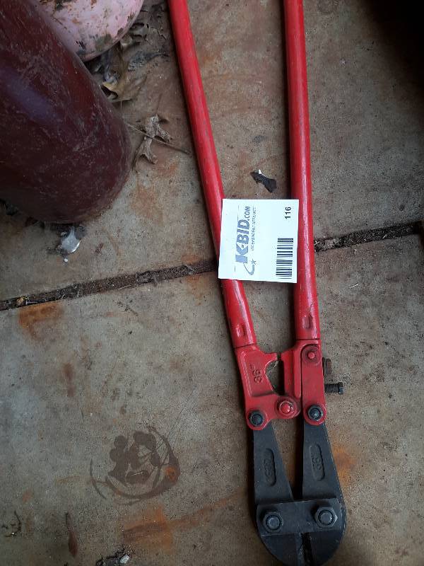 lot 116 image: Tool Shop 36 Heavy Duty Bolt Cutter