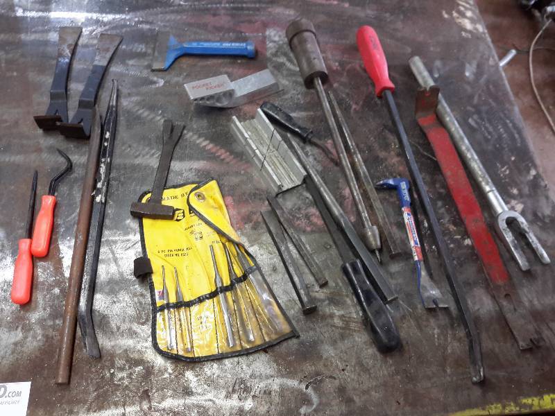 lot 154 image: Lot of Miscellaneous Tools, See Close Ups for Details