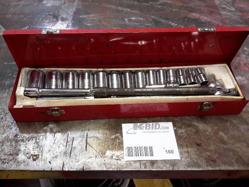lot 160 image: StanleyChallenger Socket Wrench Set