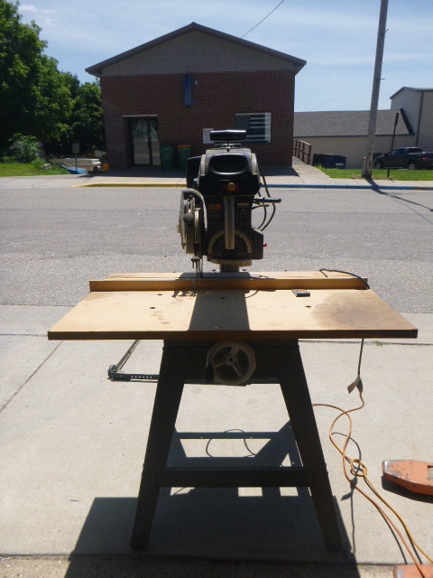 lot 9 image: Craftsman Table Saw
