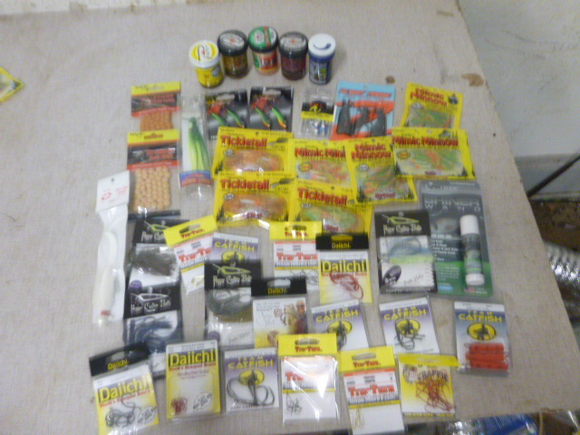 lot 90 image: NEW Miscellaneous Fishing Tackle