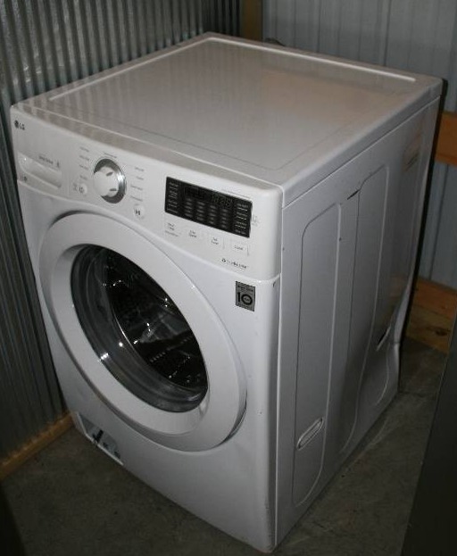 lot 3 image: Washing Machine