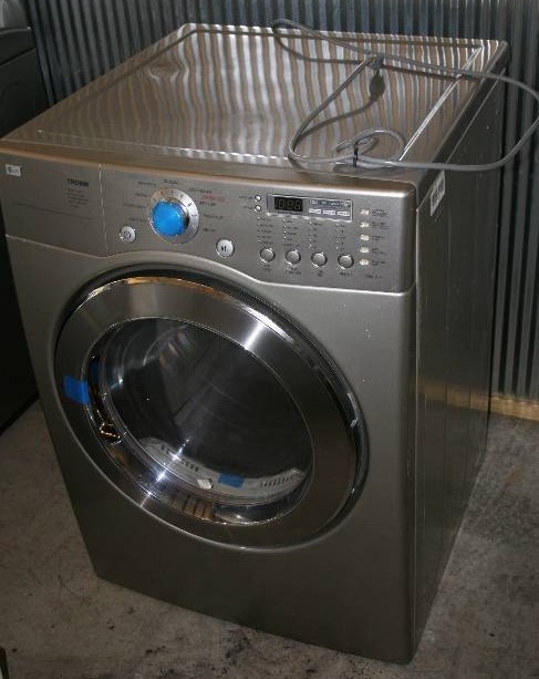 lot 5 image: Gas Dryer