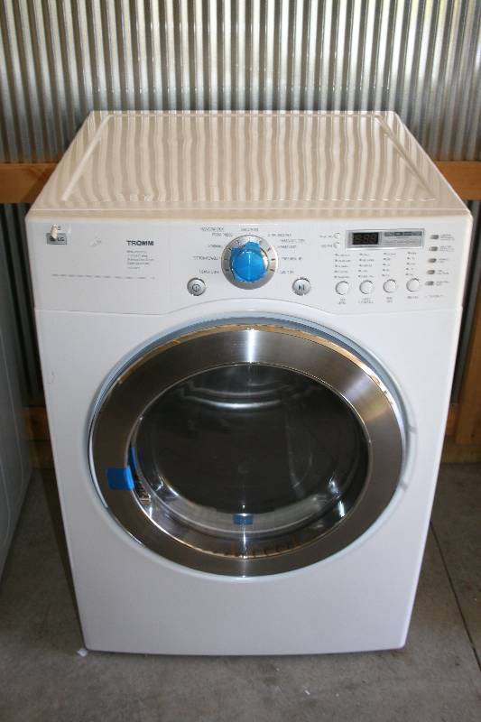 lot 11 image: Gas Dryer