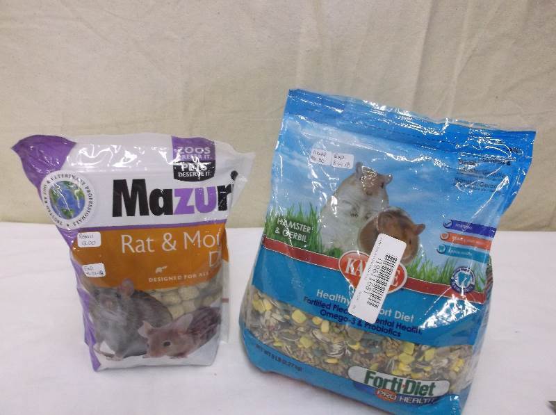 PET FOOD SMALL ANIMAL