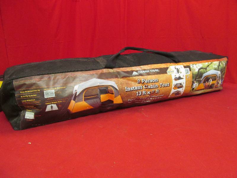 lot 102 image: Ozark Trail 8 Person Instant Bain Tent 13ftx9ft