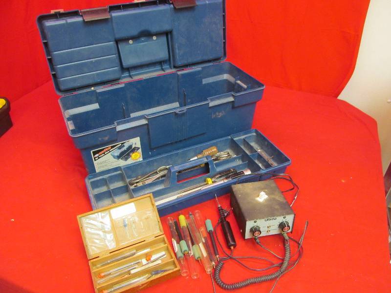 lot 104 image: Contico Toolbox 26, Variety of tools, wood burner, grinder
