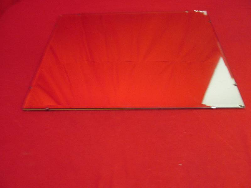 lot 30 image: Beveled Mirror 32x30