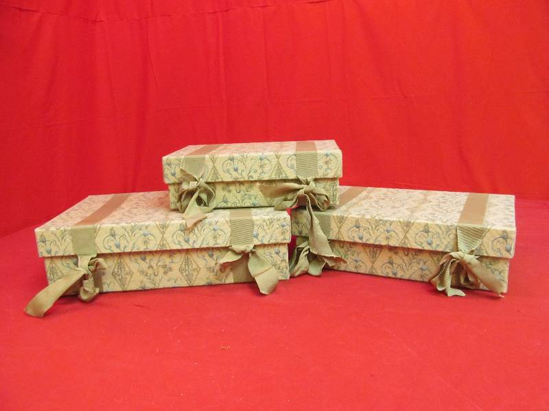 lot 59 image: 3 Upholstered Gift Box Dcor - 12x17, 10x15, 8x13