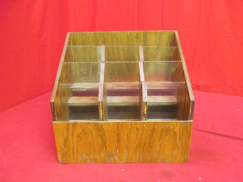 lot 79 image: Wood Display Case 15x10x14
