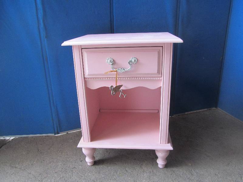 lot 120 image: nightstand