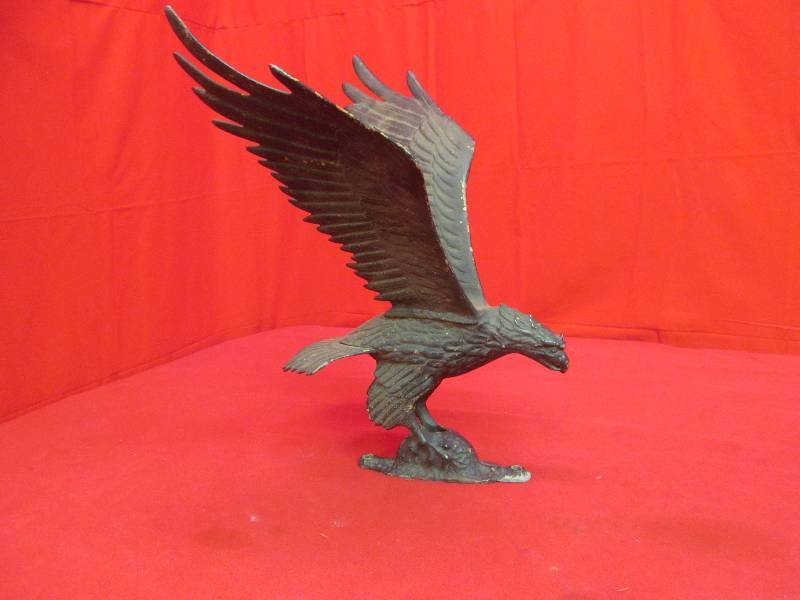 lot 154 image: brass eagle