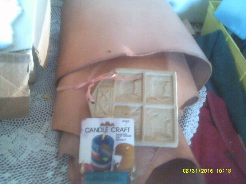 lot 64 image: CRAFTING SUPPLIES