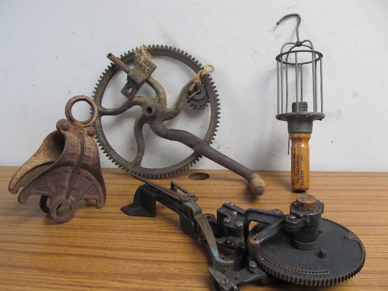 lot 61 image: Nice Group of Antique Industrial Cast Iron etc Items