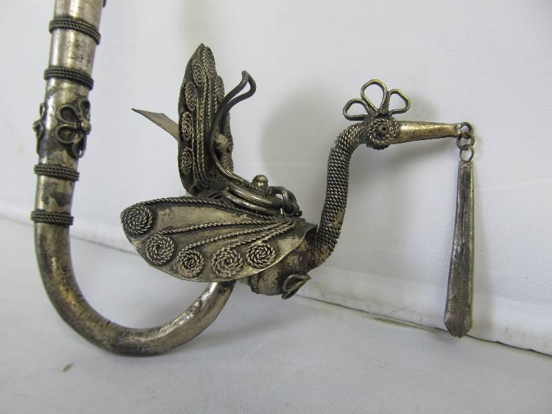 lot 68 image: Vintage Figural Peacock LISU HILL Tribe Silver Alloy Opium Pipe