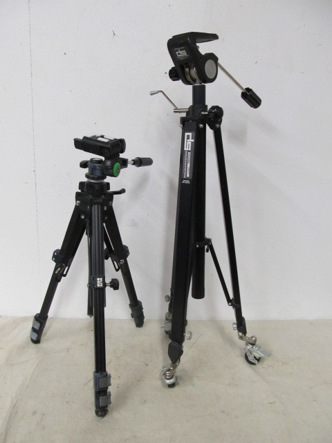 lot 28 image: 2 Professional Grade Photography Tripods