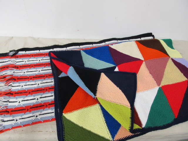 lot 36 image: 2 Nice Vintage Hand Made Quilts