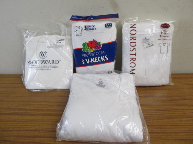 lot 90 image: 13 BRAND NEW Mens V-Neck White T-Shirts Size LXL