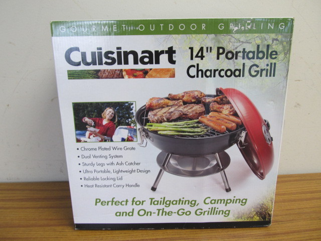 lot 124 image: BRAND NEW Cuisinart Portable Grill