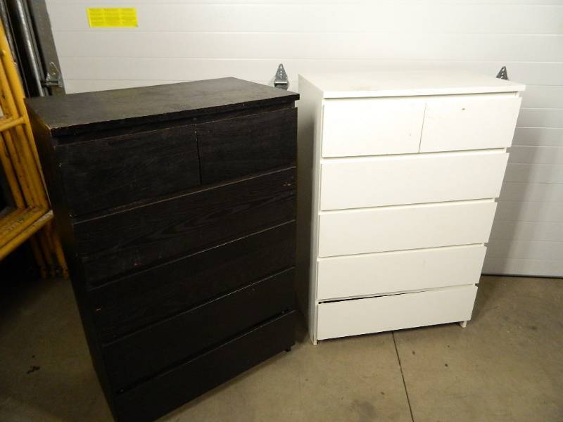 lot 244 image: Take What You Want Dressers