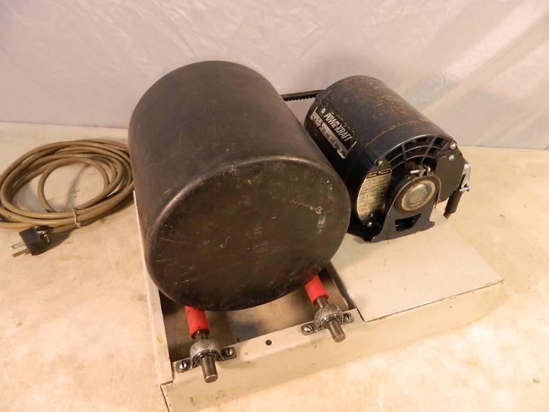 lot 33 image: Rotary Rock Tumbler  Polisher