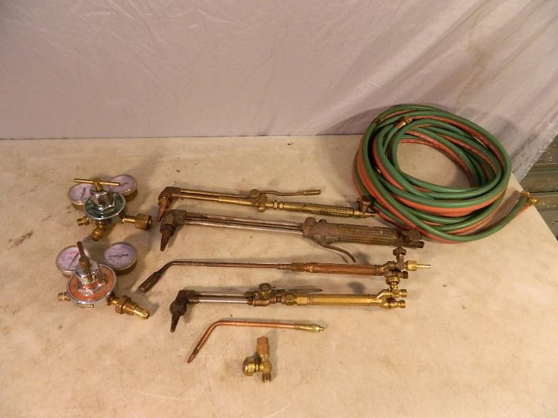 lot 36 image: Cutting Torches, Gauges, Hose, Etc