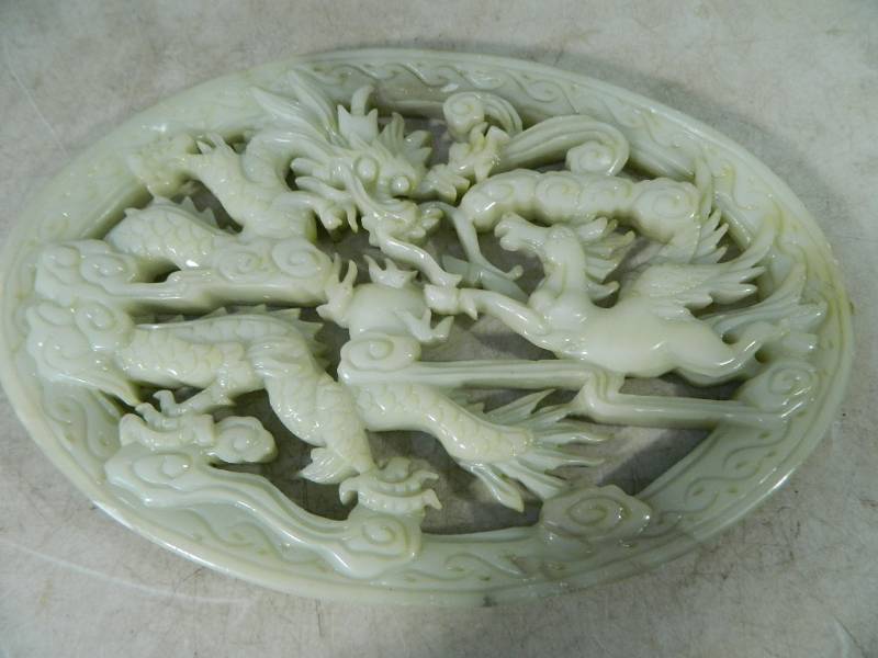 lot 39 image: Chinese Jade Carving