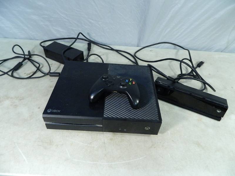 lot 43 image: Xbox One with Kinect