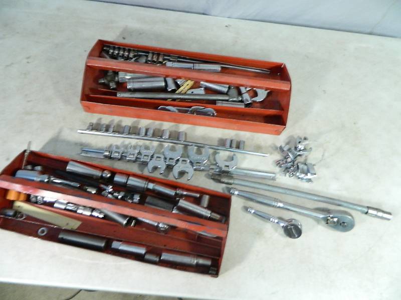 lot 49 image: Sockets, Trays, Etc