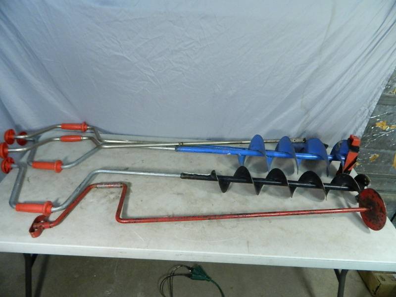 lot 83 image: Assorted Ice Fishing Augers