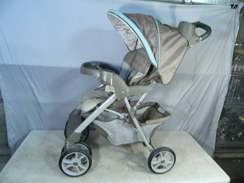 lot 125 image: Graco Stroller