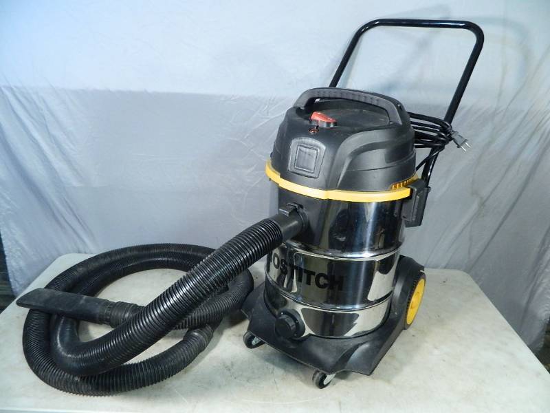 lot 132 image: Bostitch Shop Vac on Wheels