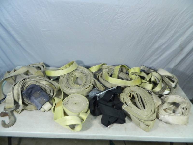 lot 140 image: Lifting Straps, and More
