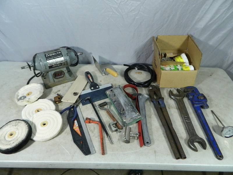 lot 144 image: Hand Tools, Delta Buffer, Etc