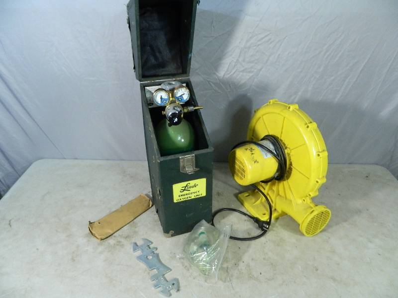 lot 151 image: Emergency Oxygen, Bounce House Blower