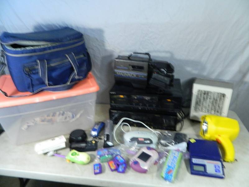 lot 168 image: Assorted Electronics