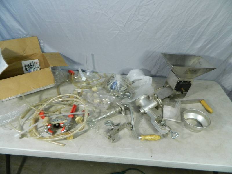 lot 170 image: Malt Mill, Home Brew Supplies