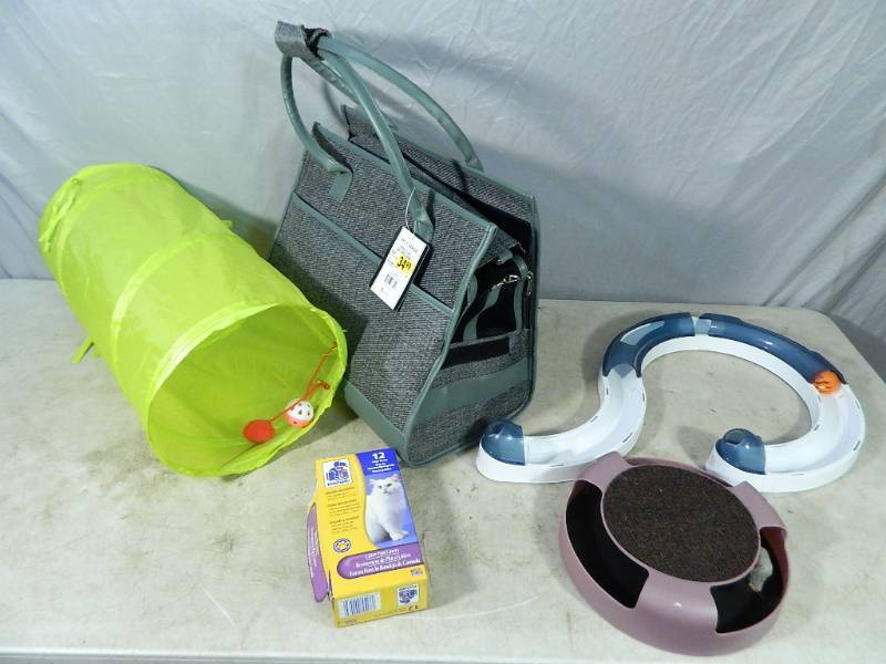 lot 177 image: Pet Carrier, Cat Toys, Etc